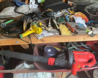 Black & Decker Electric Leaf Blower/Vacuum