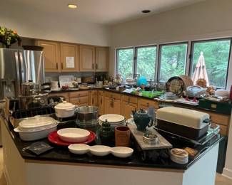 Large assortment of kitchen, entertaining & dining items 