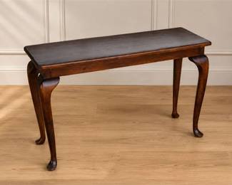Traditional Queen Anne-Style Console Table