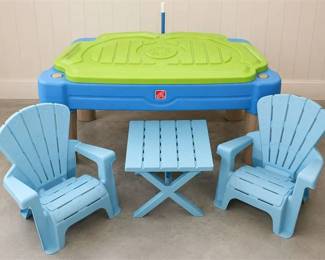 Step2 Cascading Cove Sand & Water Table