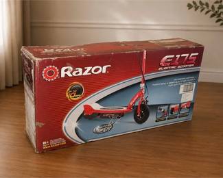 Razor E175 Motorized Electric Scooter