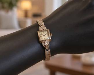 Hamilton Vintage Women’s Mechanical Wristwatch