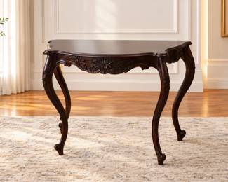Traditional Mahogany Flip-top Accent Table