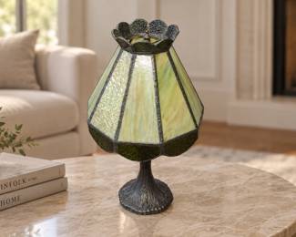 Petite Tiffany-style Table Lamp