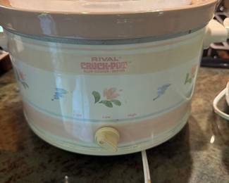 Rival Crock Pot (2 matching )