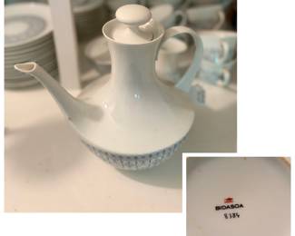 Bidasoa coffee/tea set