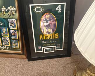 . . . Green Bay Packers Brett Fauvre memorabilia