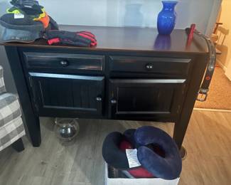 . . . great server/cabinet
