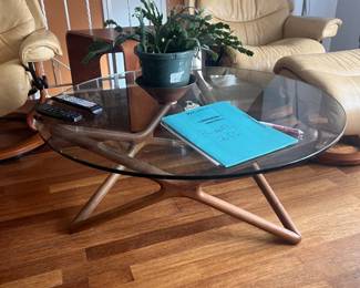 Quasar coffee table