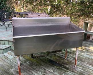 Industrial sink