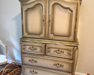Daniel Jones 2 Door / 4 Drawer Wardrobe (41"W x 21"D x 65"H)