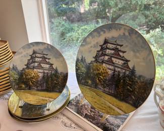                                                       Noritake Nagoya Castle Hand-Painted Decorative Plate (4 Total in Set)
