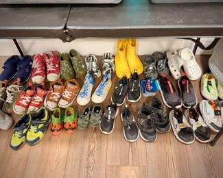 Oldsoles, Uggs, Converse All Stars, Nike, Adidas, Vans, Uggs