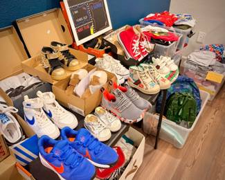 Oldsoles, Uggs, Converse All Stars, Nike, Adidas, Vans, Uggs