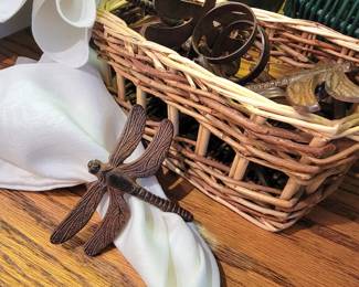 There are 11 of the dragonfly napkin rings