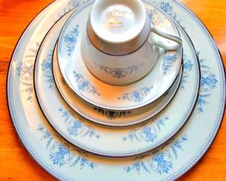 Oxford Bone China - one place setting as example