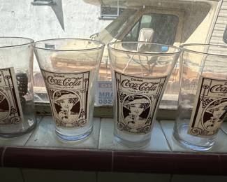 coca cola glasswear