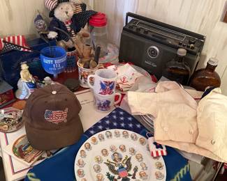 Lots of Americana, old sterio and vintage wrapping paper