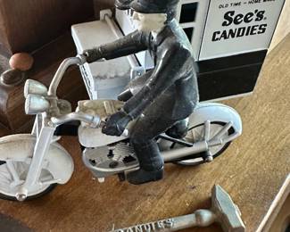 Metal Sees candy truch, and deliver man and chocolate chisel