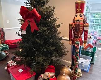 An amazing amount of high-quality Christmas items