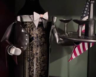 One of six adorable metal bottle holders