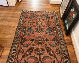 ORIENTAL RUG
