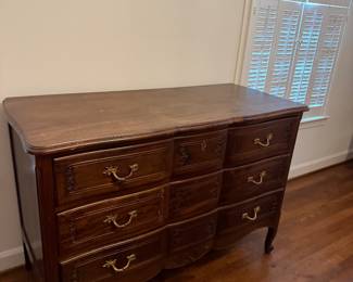 MAHOGANY DRESSER