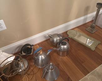 Tea kettles