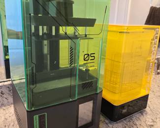 Elegoo Mars 5 3d printer and washing/curing station