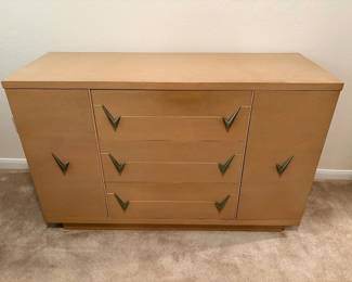 Mid-Century Modern Harmony House blonde wood double dresser with Flying V handles