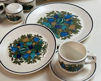 105-pc set vintage Lenox Tempur-Ware dinnerware, Fall Bounty pattern