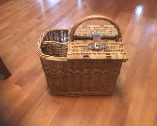 Picnic basket