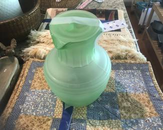 Green uranium Frigidaire glass