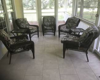 Porch set, resin, 5 chairs 2 end tables