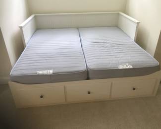 King size bed with drawers