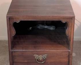Vintage 1970s Henredon Chinoiserie Walnut Nightstand