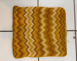 NEEDLEPOINT & BARGELLO PILLOW CASES