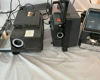Lot 200: Vintage 8mm Film Projectors and Viewer
