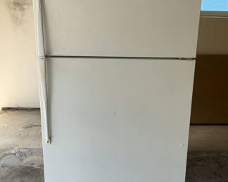 Lot 166: Whirlpool Garage Refrigerator