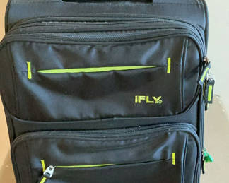 Lot 112: Luggage and Travel Adapters