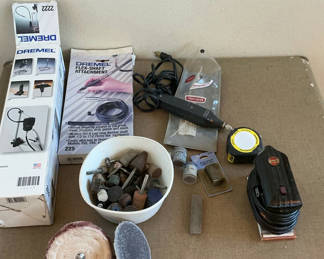Lot 80: Dremel rotary tool with flex shaft and assorted accessories