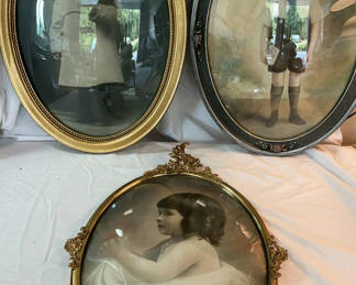 Lot 191: 3 Oval Framed Antique Photos Of Children