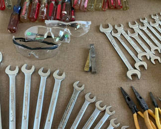 Lot 34: Assorted Hand Tools and Safety Gear