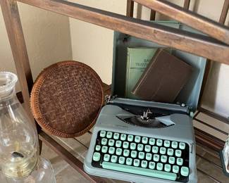 Perfect condition retro manual typewriter