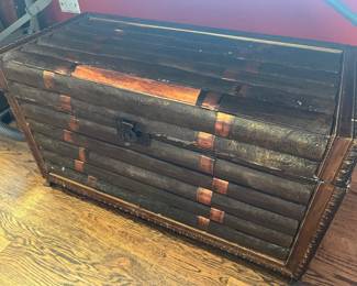 Book trunk