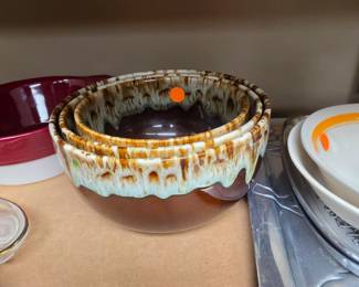 MCM Brown Drip Bowl Set