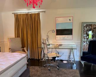 Guest room furniture