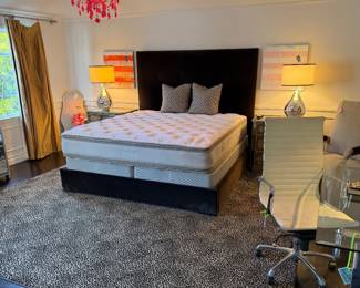 Guest room furniture