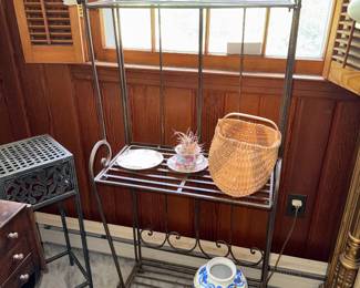 Iron bakers rack