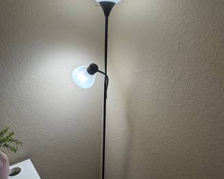 Floor lamp